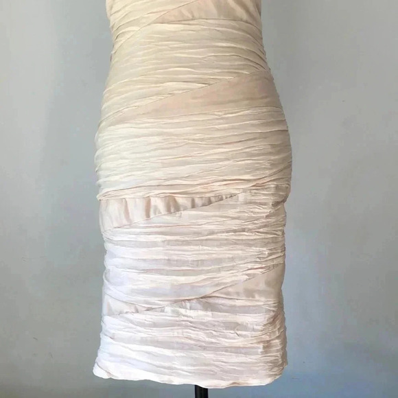 Romeo & Juliet Couture Dress - Picture 3 of 6